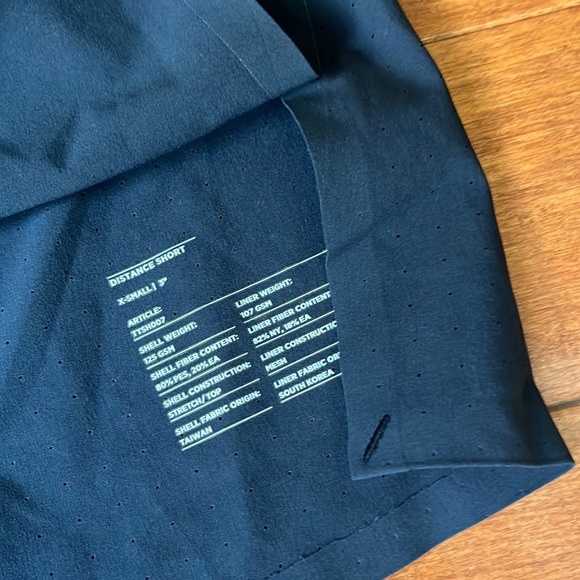 NWOT Ten Thousand Black Distance Short 3" Size Extra Small - Picture 7 of 7